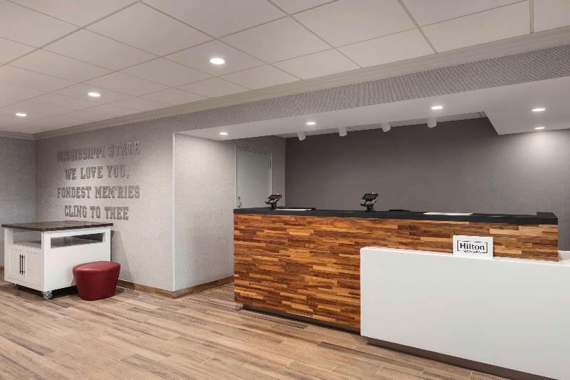 Hampton Inn Starkville image