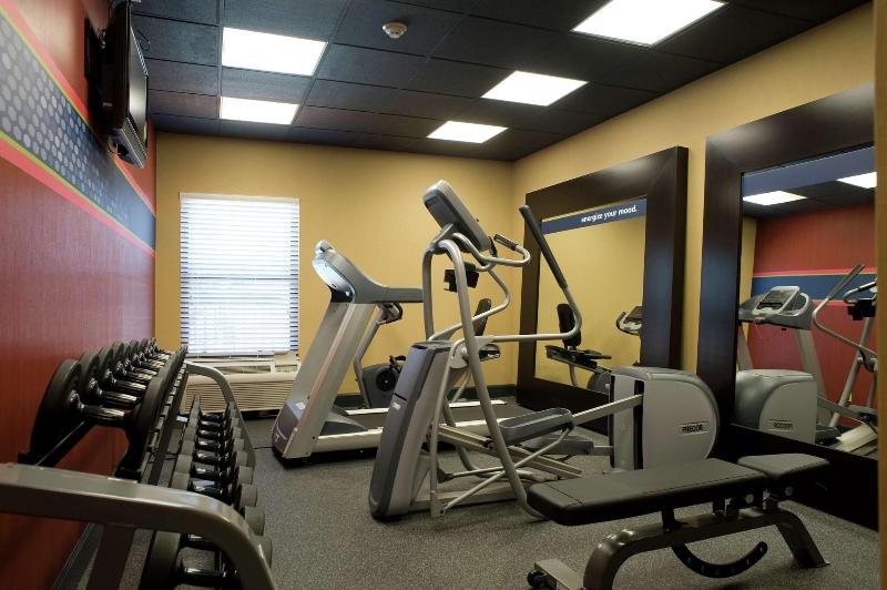 Hampton Inn Starkville image