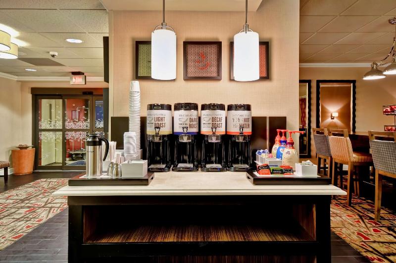 Hampton Inn Starkville image