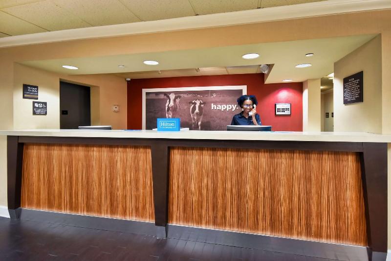 Hampton Inn Starkville image