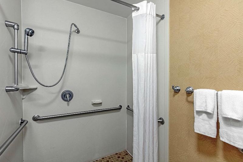 Hampton Inn Starkville image