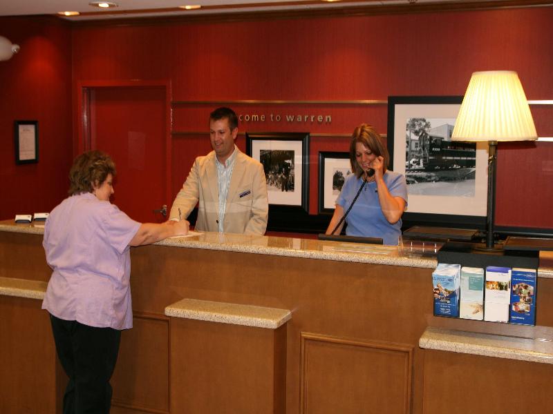 Hampton Inn & Suites Warren image