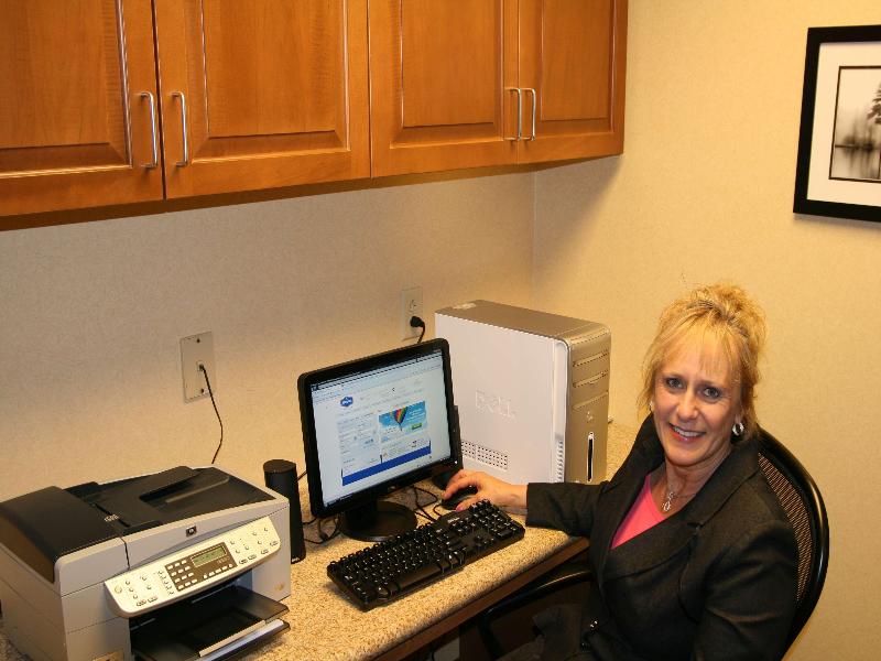 Hampton Inn & Suites Warren image