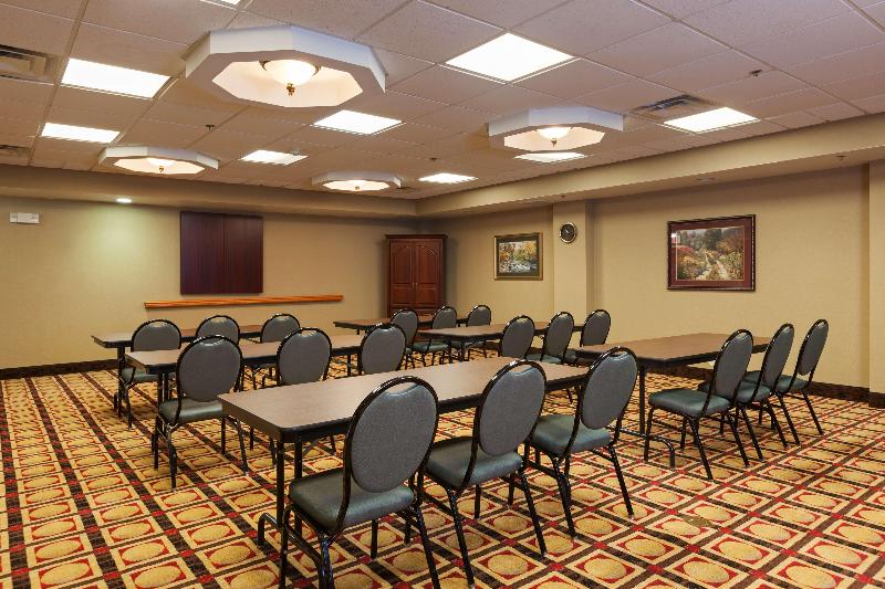 Hampton Inn Elkton image