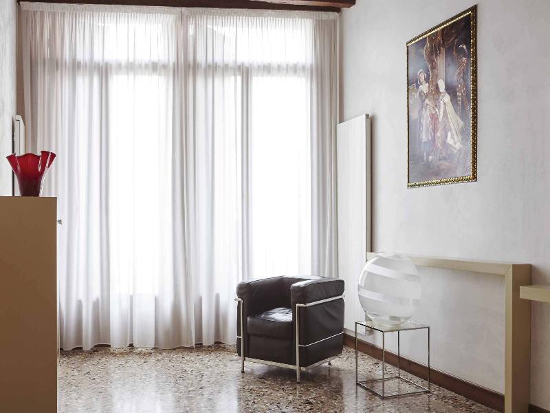 Palazzo Paruta image