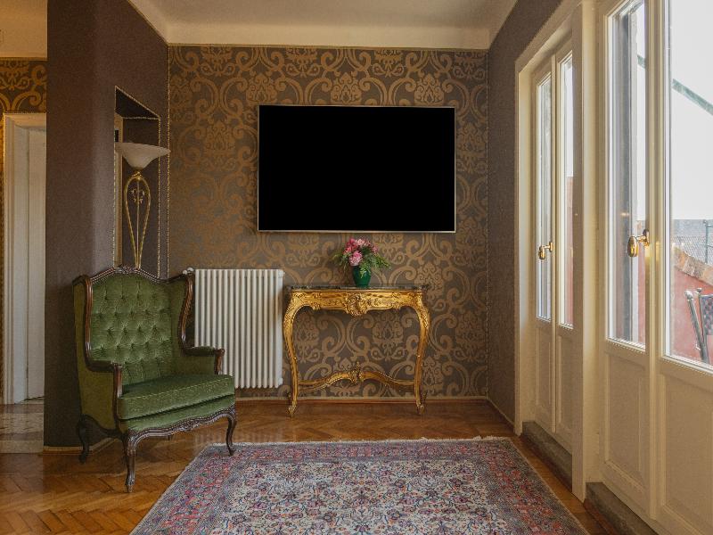 Palazzo Paruta image