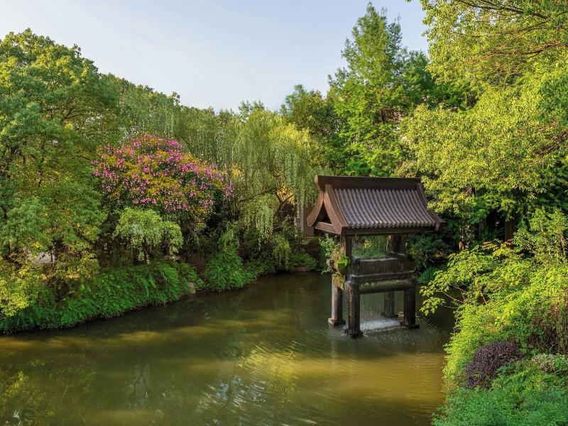 Sheraton Wetland Park Resort Hangzhou image