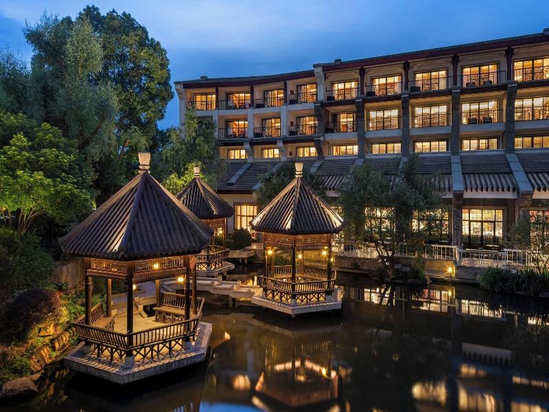 Sheraton Wetland Park Resort Hangzhou image