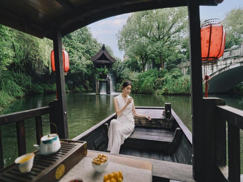 Sheraton Wetland Park Resort Hangzhou image