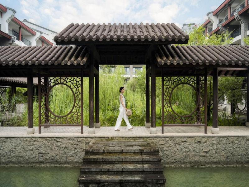 Sheraton Wetland Park Resort Hangzhou image
