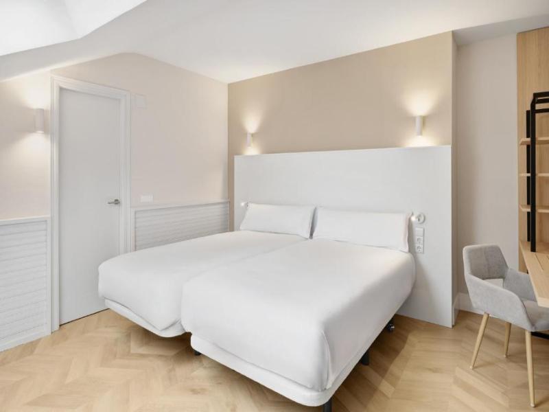 B&B HOTEL Gijon Centro Begoña image