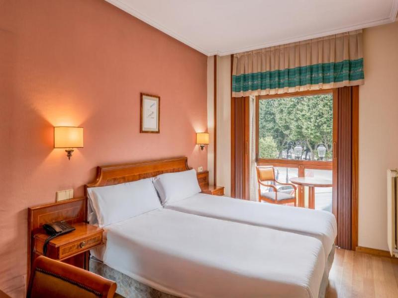 B&B Hotel Gijon Centro Begoña image