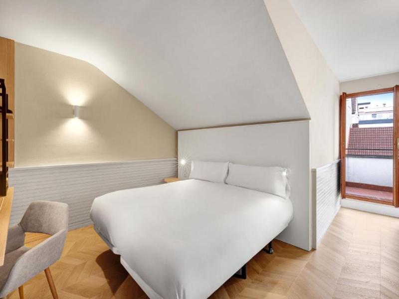 B&B HOTEL Gijon Centro Begoña image