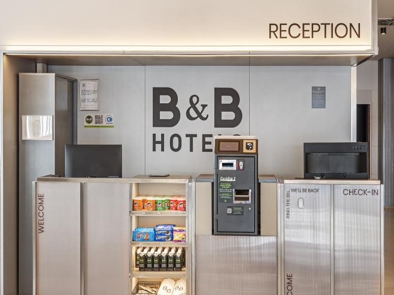 B&B Hotel Granada Estación image