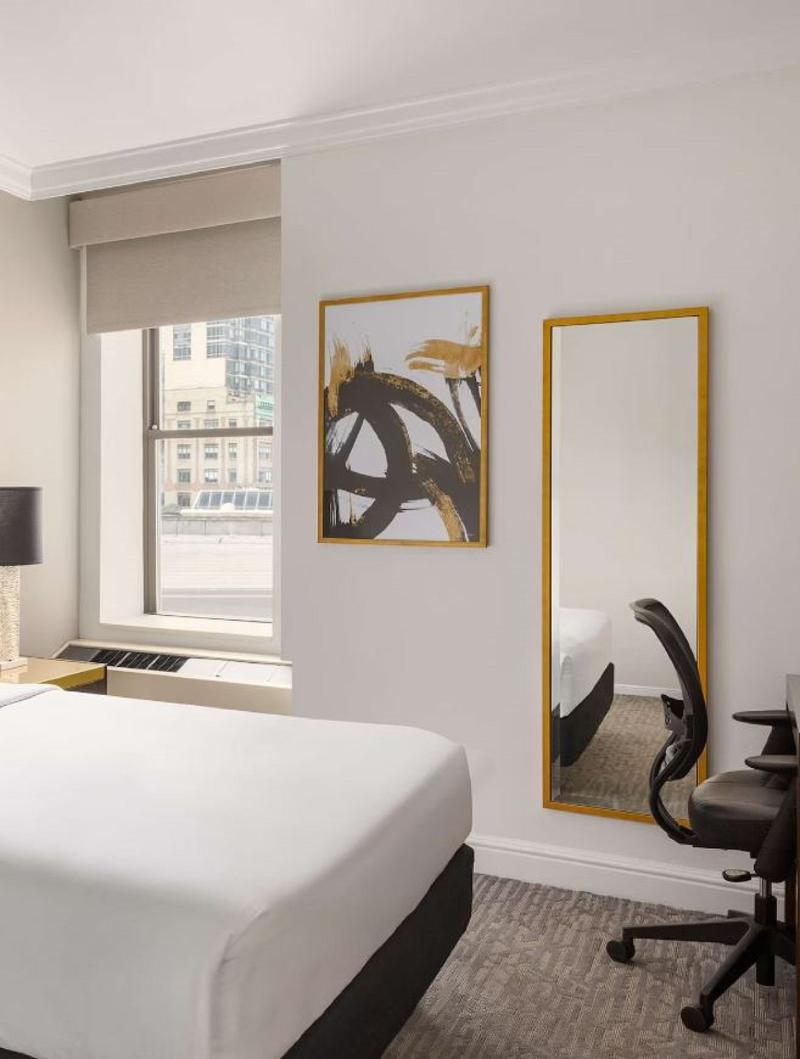 Martinique New York on Broadway, Curio By Hilton image
