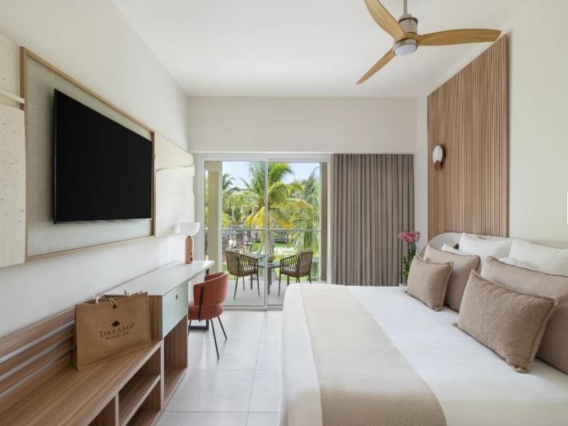 Dreams Royal Beach Punta Cana image
