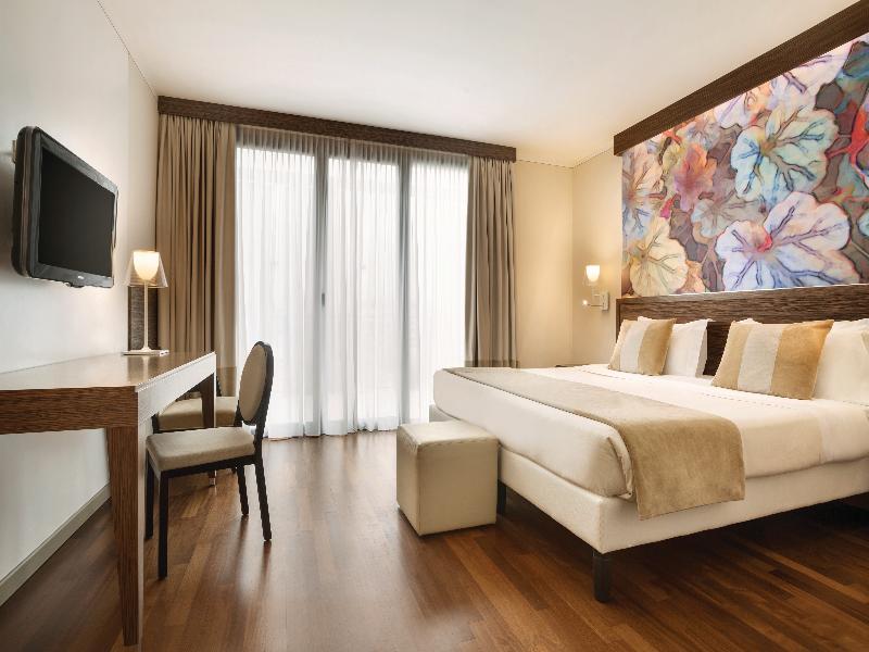 Ramada Plaza Milano Hotel image