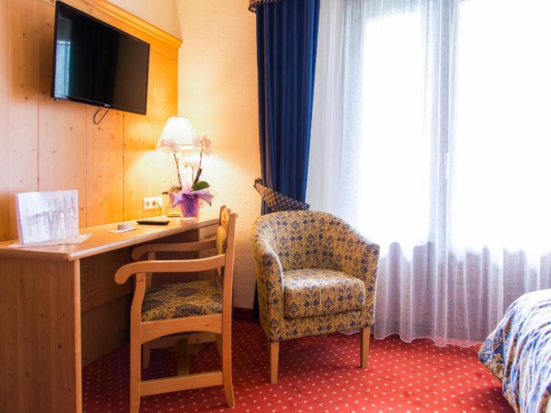 Hotel Alpenhof image