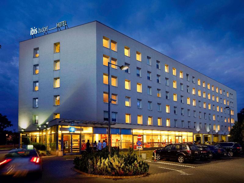 Ibis Budget Warszawa Centrum image
