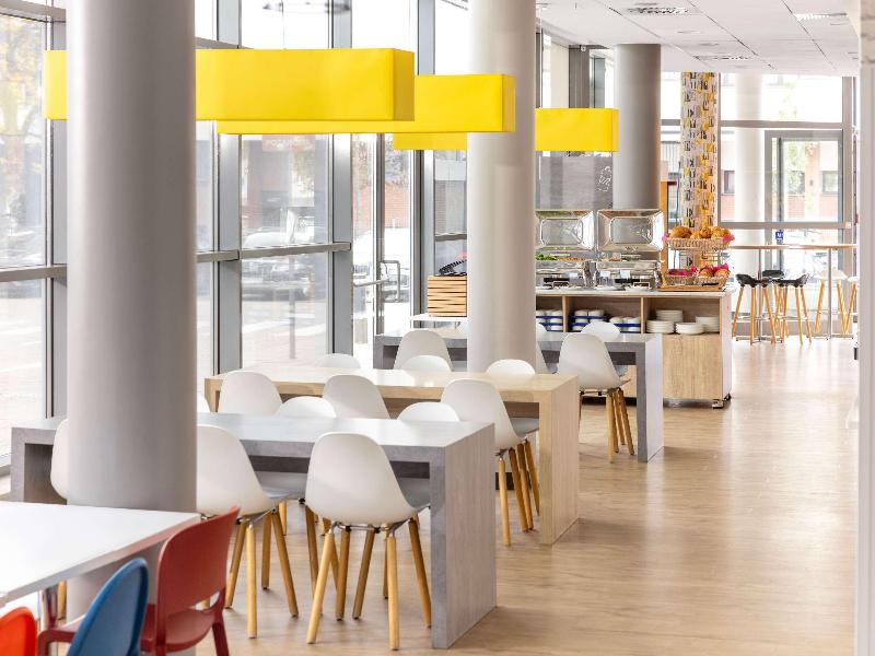 Ibis Budget Warszawa Centrum image