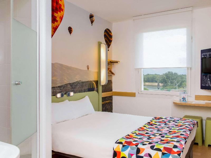 Ibis Budget Warszawa Centrum image