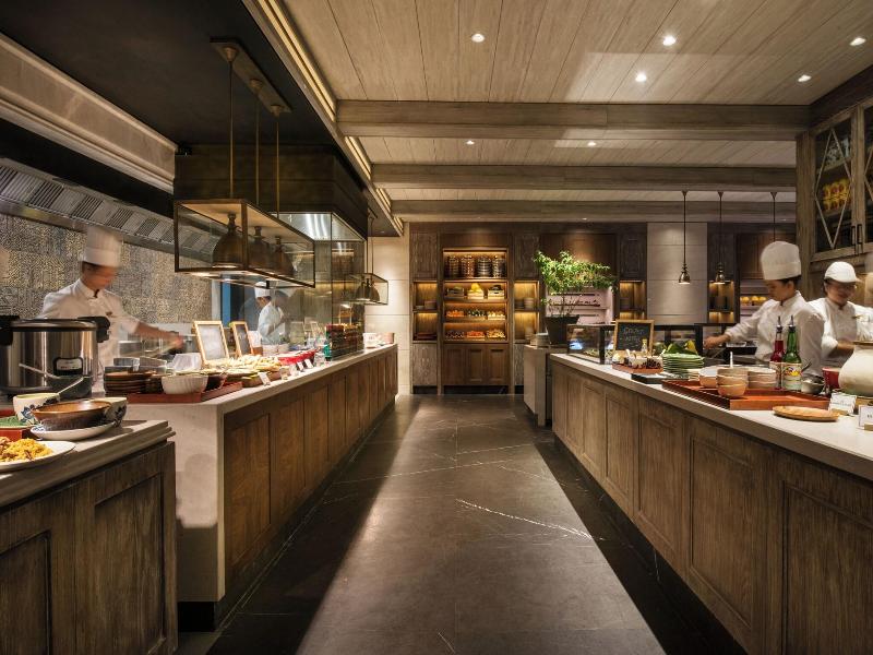 Keraton at The Plaza, a Luxury Collection Hotel image