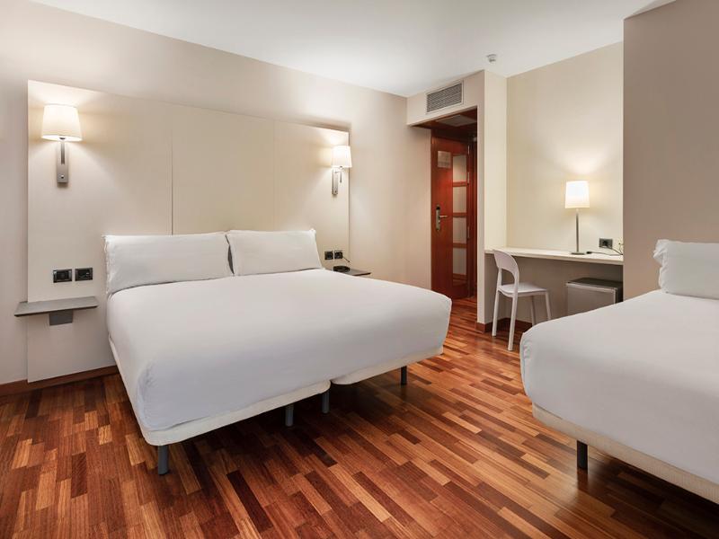 B&B HOTEL Castellón image