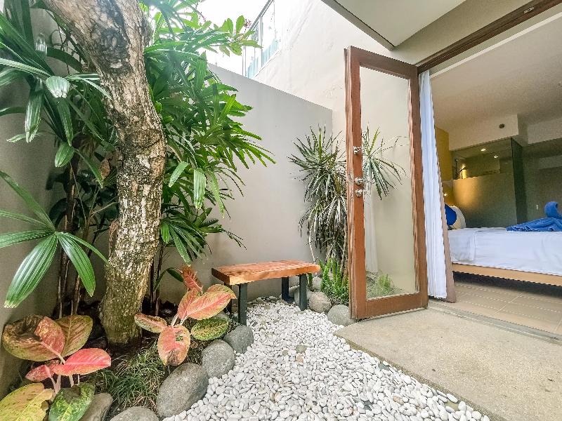 Kuta Beach Hotel image