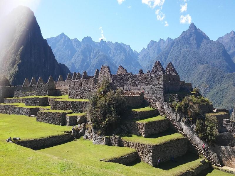 Ruinas image