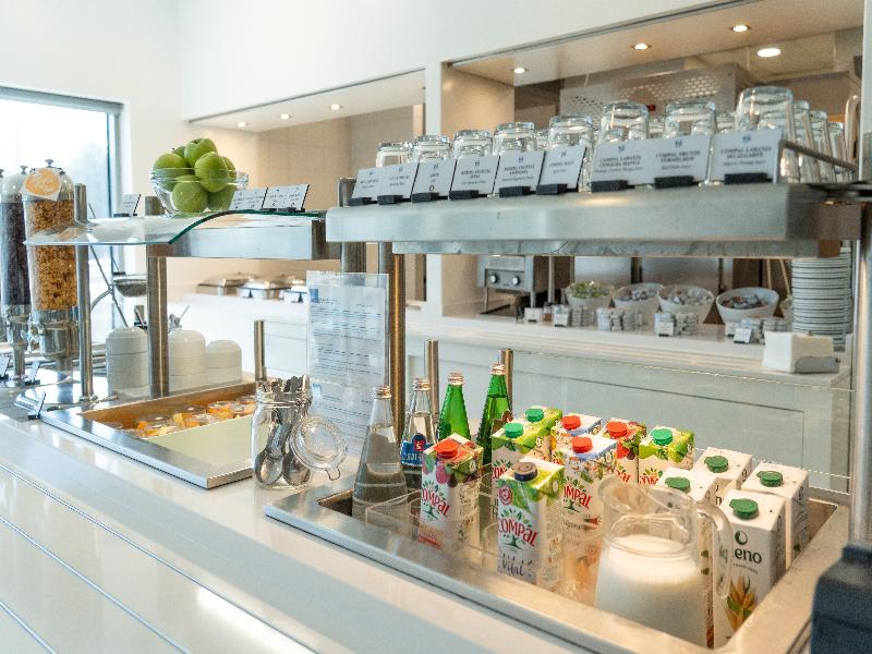 Park Hotel Porto Aeroporto image