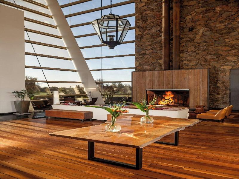 Sheraton Colonia Golf & Spa Resort image