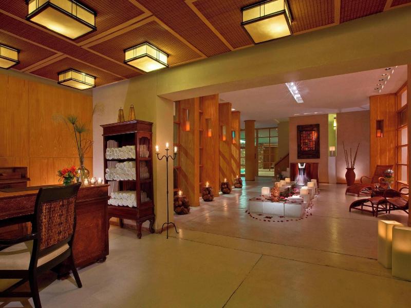 Sheraton Colonia Golf & Spa Resort image
