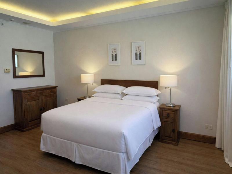 Sheraton Colonia Golf & Spa Resort image