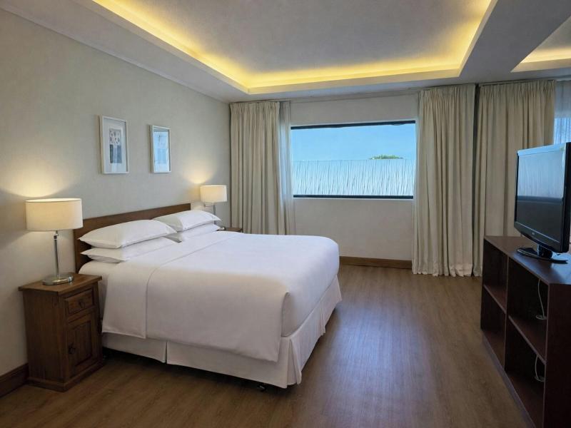 Sheraton Colonia Golf & Spa Resort image