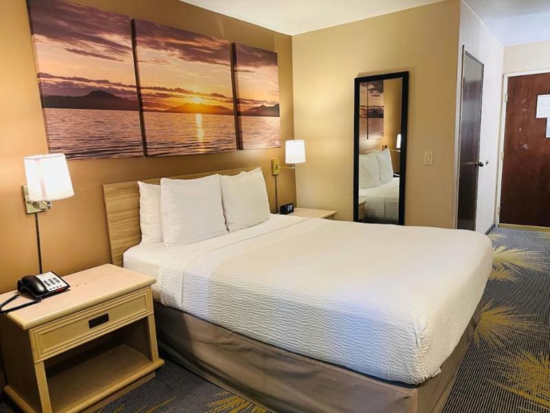 Days Inn by Wyndham Seatac Airport image