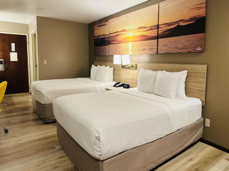 Days Inn by Wyndham Seatac Airport image