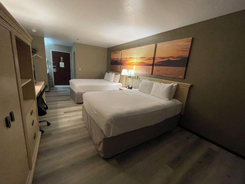 Days Inn by Wyndham Seatac Airport image