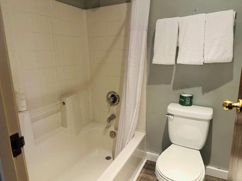 Days Inn by Wyndham Seatac Airport image
