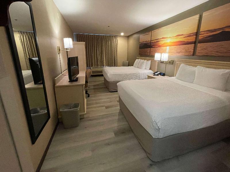 Days Inn by Wyndham Seatac Airport image