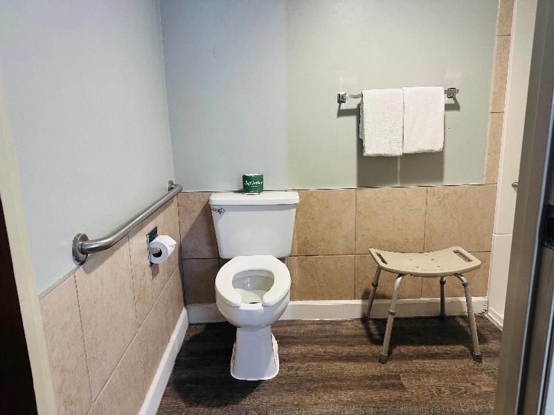DOUBLE Accessible-Queen Size Bed