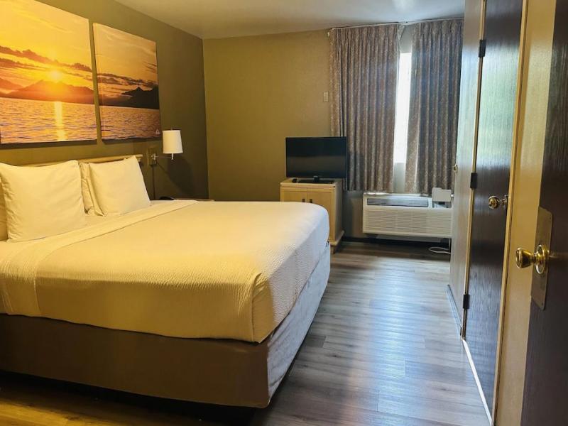 Days Inn by Wyndham Seatac Airport image