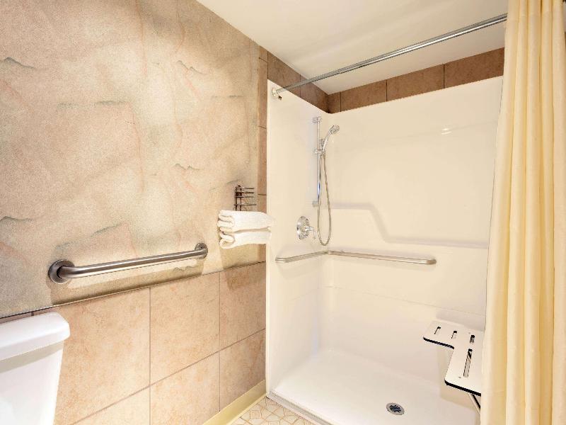 Days Inn by Wyndham Seatac Airport image