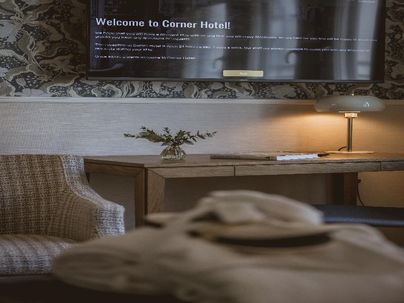 Corner Hotel image