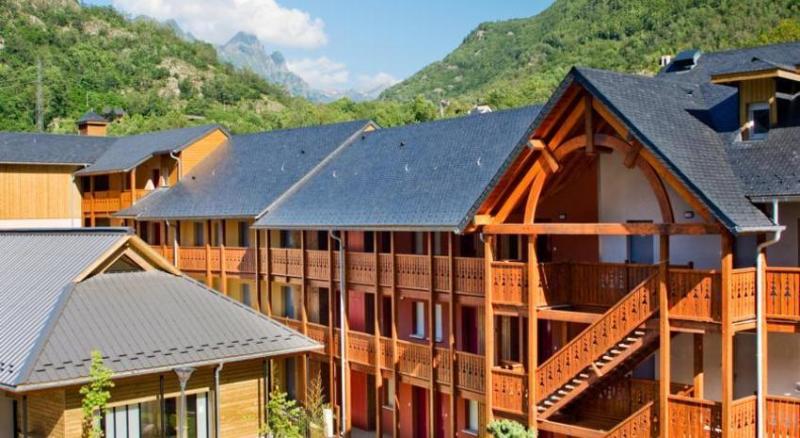 RESIDENCE PRIVILEGE RESORT LES CHALETS D´AX