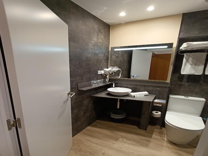 Hotel Travessera image