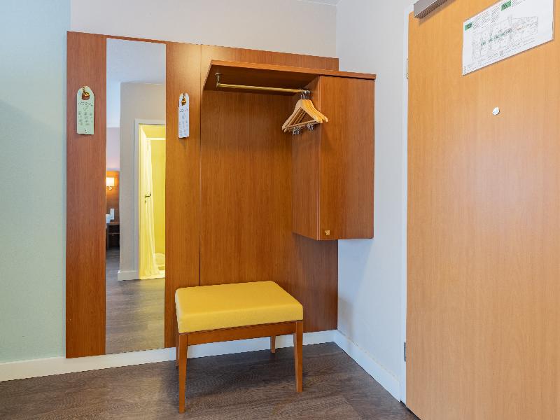 Garner Hotel Stuttgart City Centre by IHG image