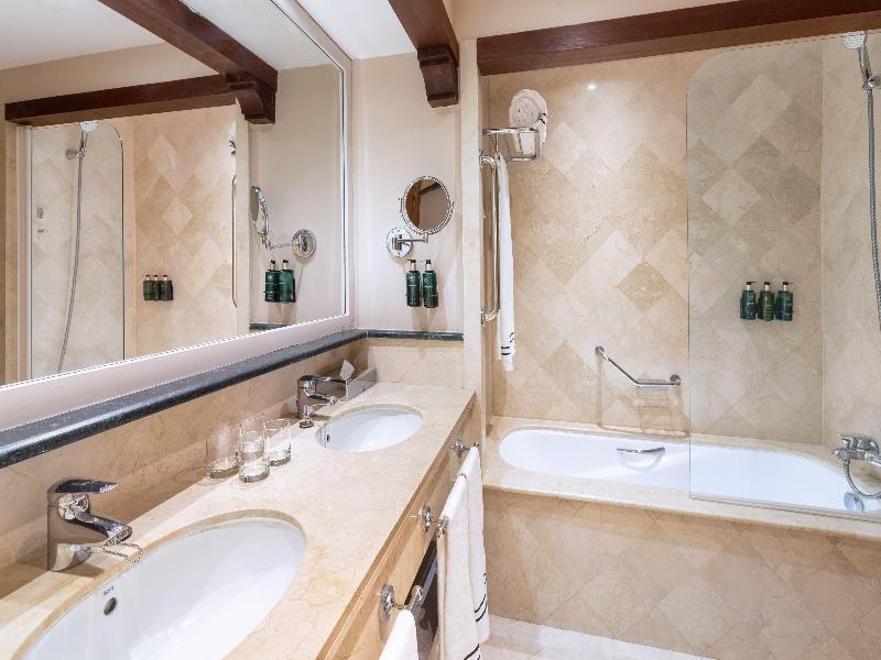 The Level At Melia Villaitana image