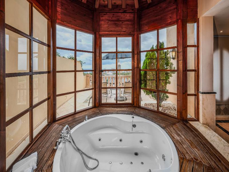 The Level At Melia Villaitana image