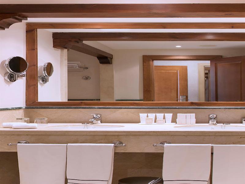 The Level At Melia Villaitana image