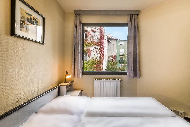 Thomas Hotel Budapest image